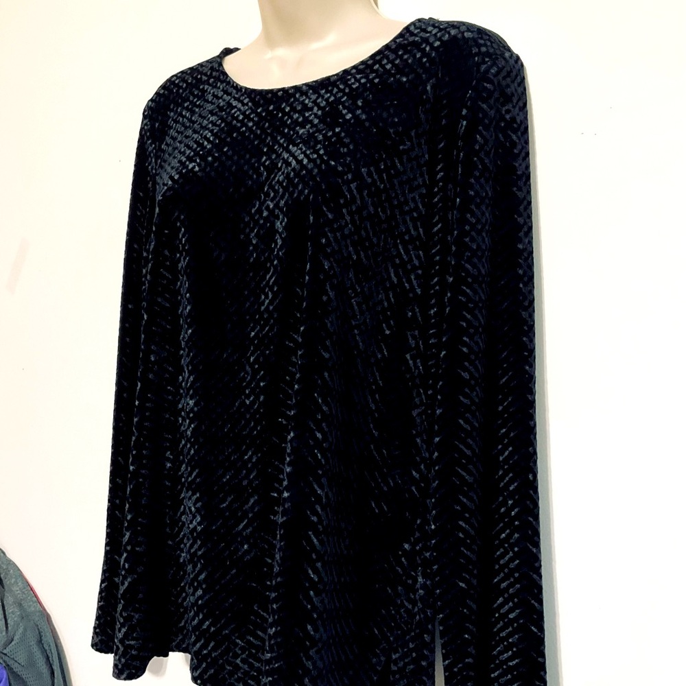 Notations Large Pullover Top Black Long Sleeve. T… - image 3